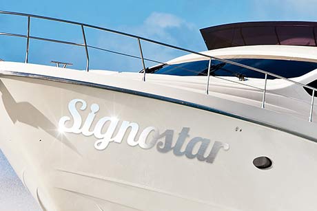 Schriftzug Signostar aus Edelstahl