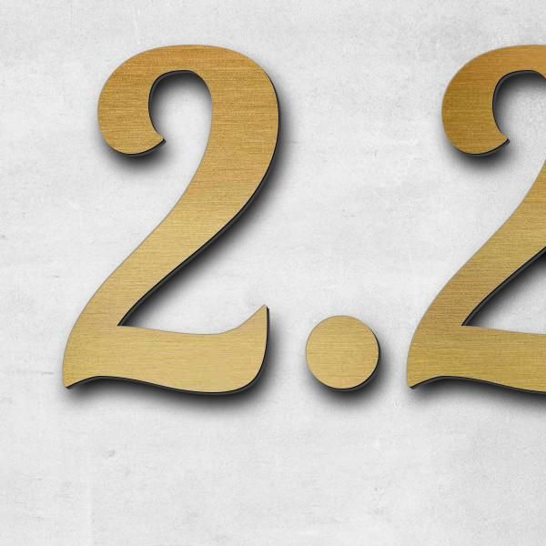 Schriftzug "2.2.2025" in Schriftart "Catdog", Acryl-Kunststoff in Messing-Optik gebürstet - hochwert