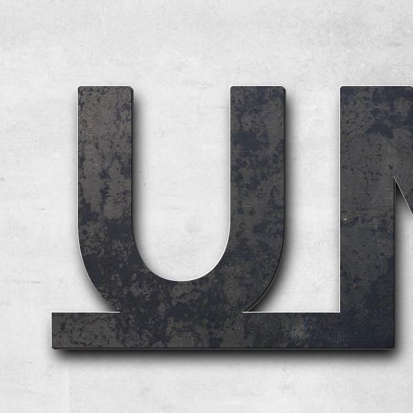 Schriftzug "Umspannwerk Lungwitz" in Schriftart "Baseline", Cortenstahl unbehandelt - hochwertig & w