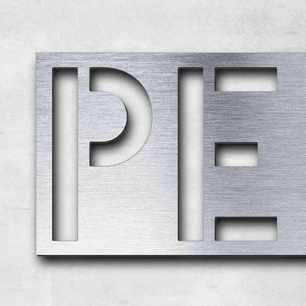 Schriftzug "PEDI 1965" in Schriftart "Blash", Acryl-Kunststoff in Edelstahl-Optik gebürstet - hochwe