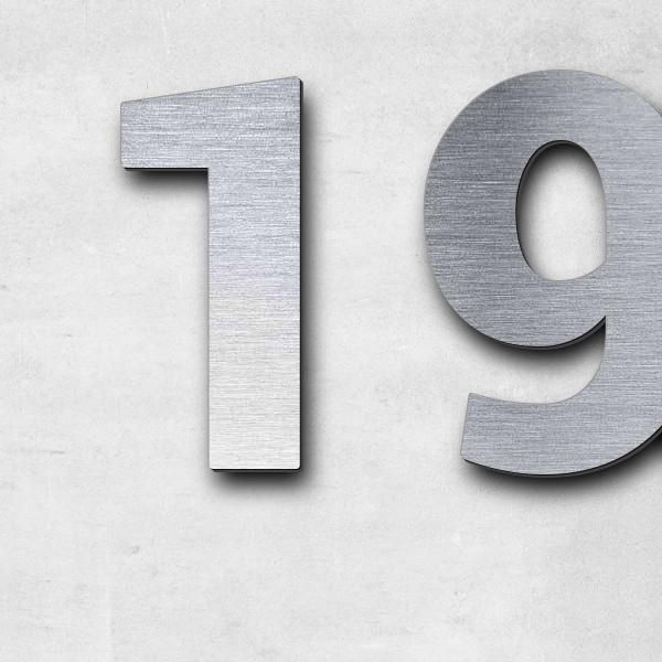 Schriftzug "1940 - 2012" in Schriftart "Sans", Acryl-Kunststoff in Edelstahl-Optik gebürstet - hochw