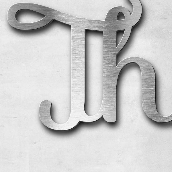 Schriftzug "Theodor 22.2.1992-8.12.1962" in Schriftart "Autumna", Edelstahl V2A gebürstet - hochwert