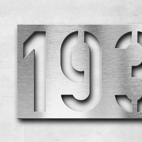 Schriftzug "1933Erwin2024" in Schriftart "Blash", Edelstahl V2A gebürstet - hochwertig & wetterbestä