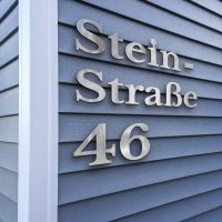 Vorschau: Edelstahlbuchstabe V groß - Serie Serif Vorschau: Edelstahlbuchstabe V groß - Serie Serif