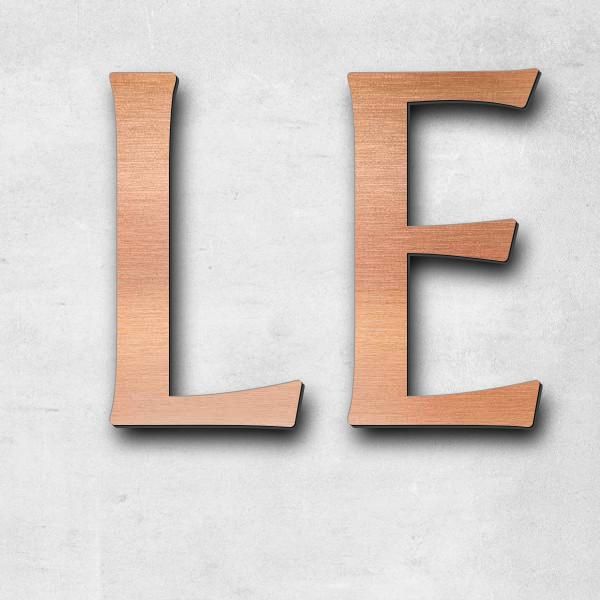 Lettering "LE SPOT DES TRUFFES", acrylic plastic in Aspect cuivre brushed - high quality & weather resistant