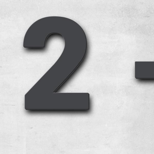 Schriftzug "2 - 4" in Schriftart "Sans", Edelstahl V2A pulverbeschichtet - hochwertig & wetterbestän