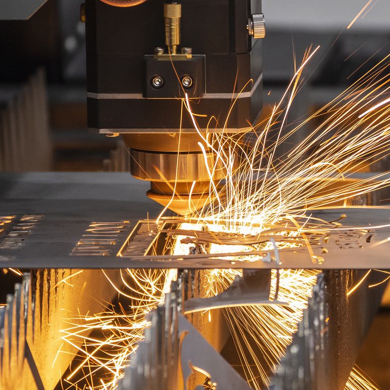 Découpe au laser - la haute technologie rencontre l'artisanat