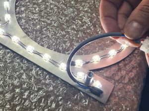 LED-Hinterleuchtung mit Modulketten - Detail