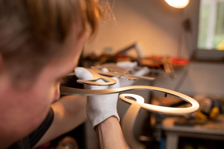 Qualitätskontrolle Überprüfung jedes einzelnen Produktes